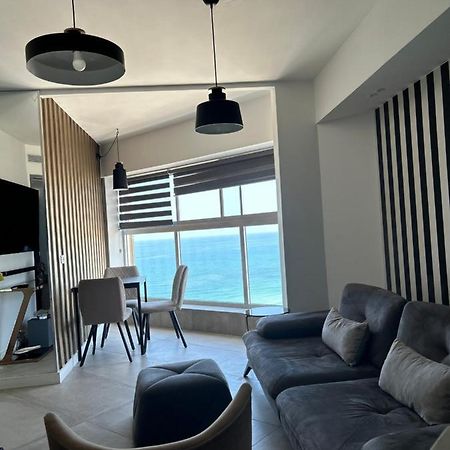 Beachfront Apartment Bat Yam Exterior foto